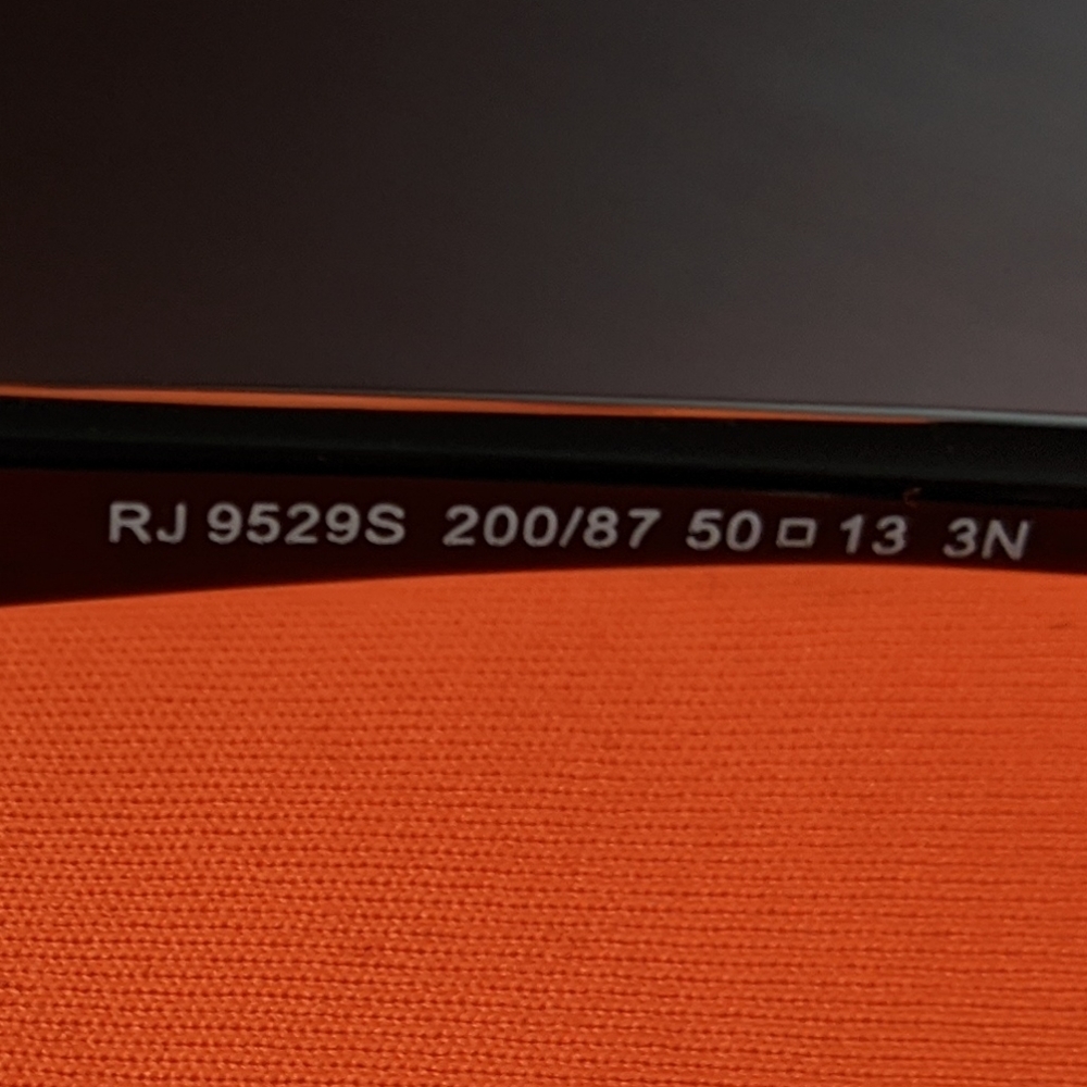 NWOT Ray-Ban Junior - Picture 3 of 3